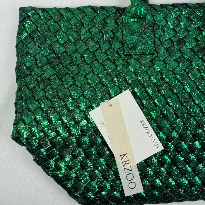 Hand-woven bag with snake skin pattern