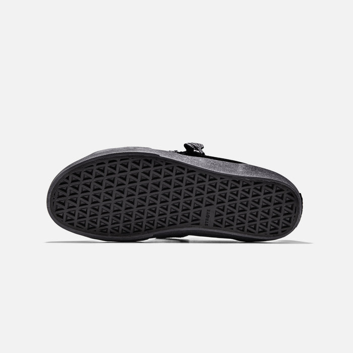 STRAYE Logan Puff Blackout – outsole bottom view showing grip pattern