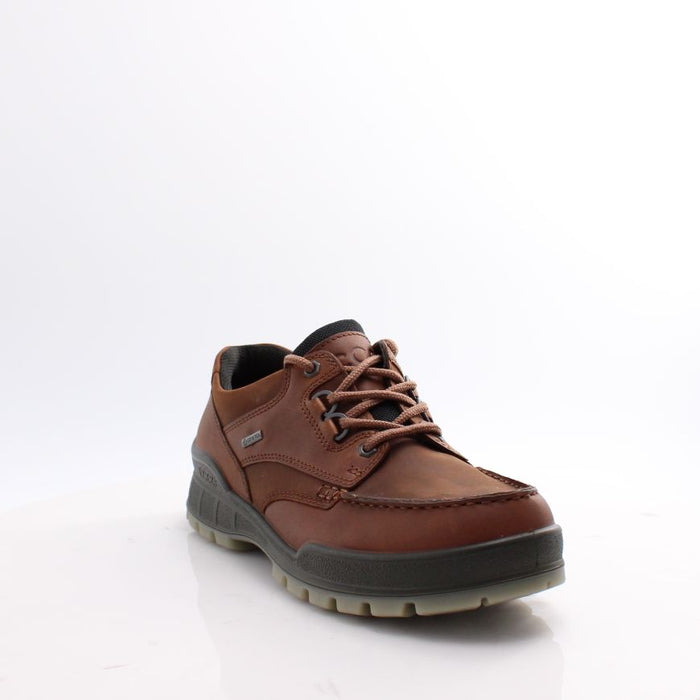 831714 ECCO TRACK 26  SHOES