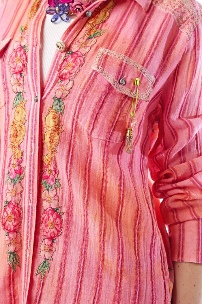 Aratta | Women's Fashion - Be My Valentine Shirt | Floral Button Down | Long Sleeve Top: Vintage Rose / XL
