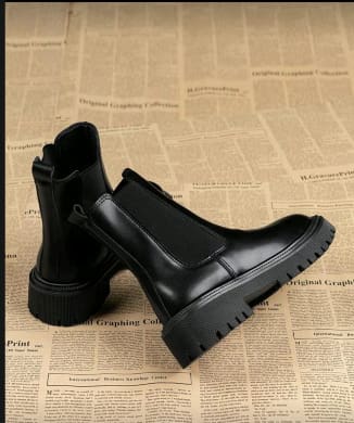 Black Chelsea Ankle Boots for Women with Chunky Platform Sole and Elastic Side Panels