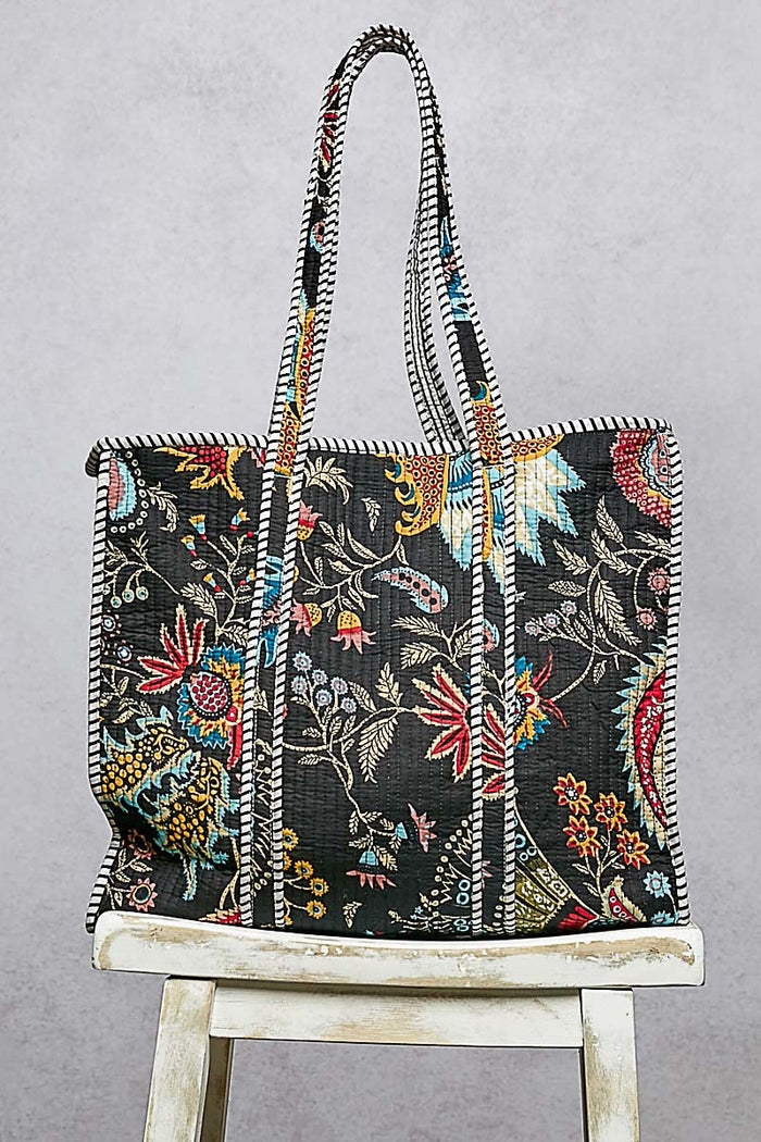 BLACK MULTI PRINT QUILTED TOTE BAG