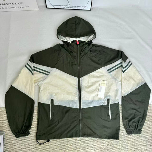 Contrasting color sun protection jacket