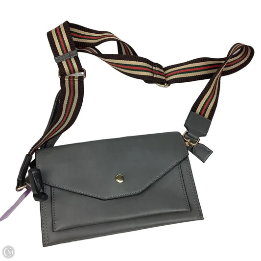 Crossbody By Clothes Mentor, Size: Small