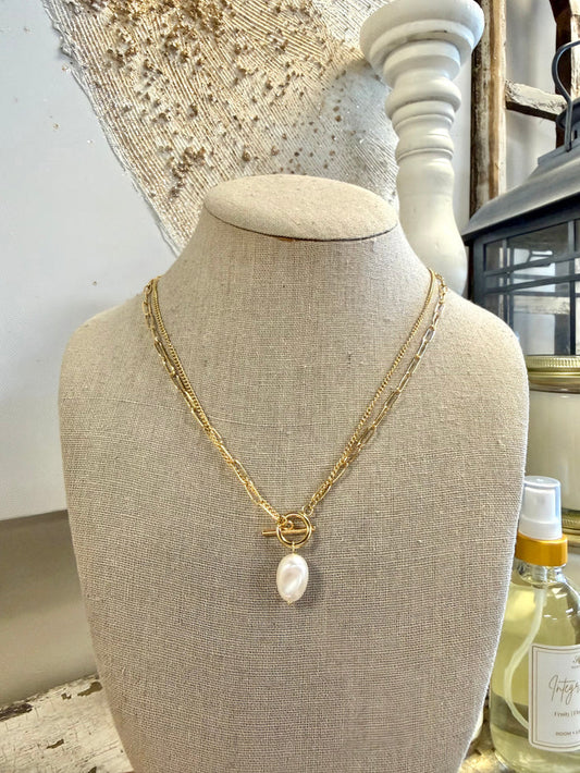 Double Layer Pearl Drop charm Toggle Necklace