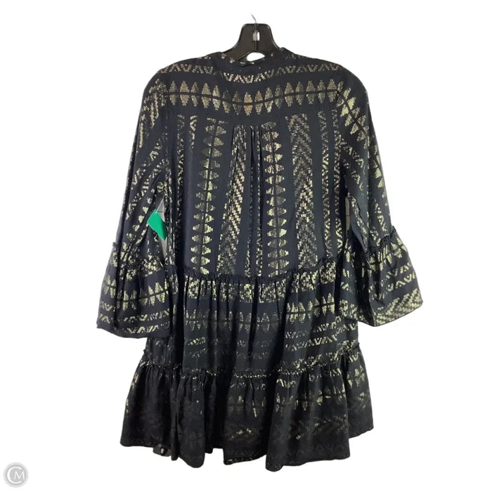 Dress Casual Short By Elan In Black & Gold, Size: S