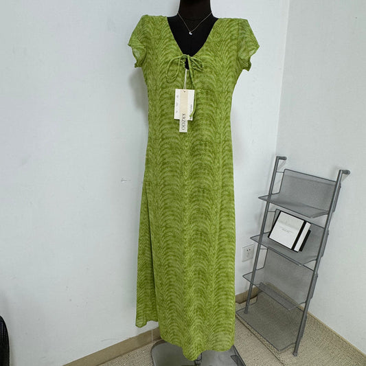 Elegant Floral Print Wavy Dress