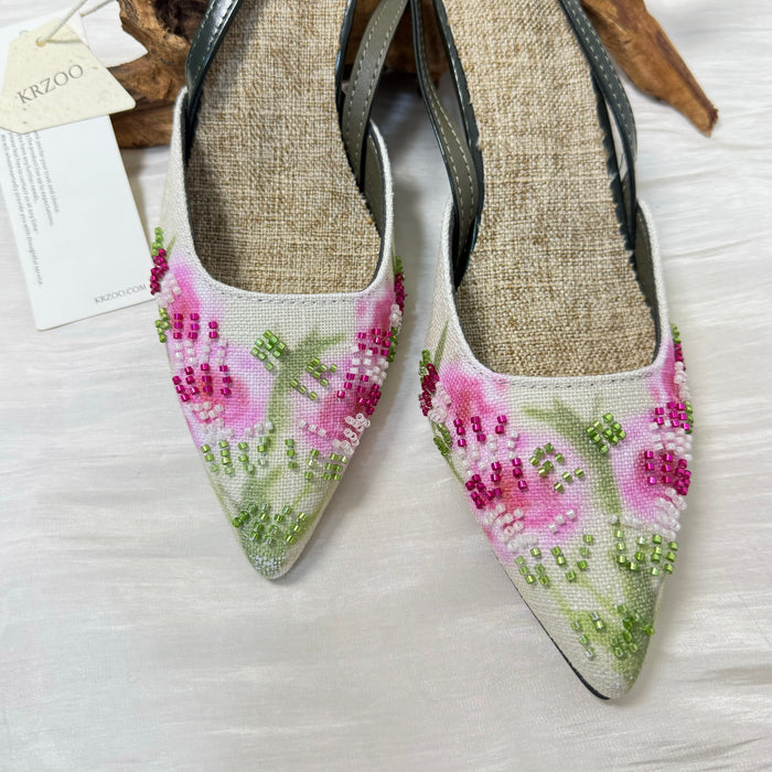 Embroidered low-heeled high-heeled shoes