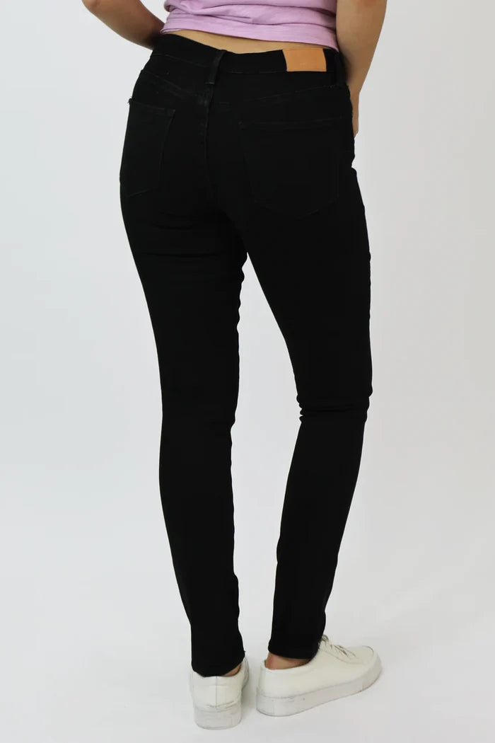 GISELE HIGH RISE SKINNY JEANS BLACK ARROW