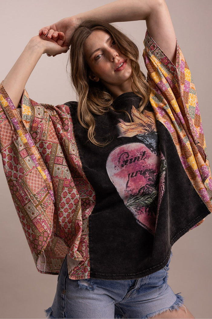 GRAPHIC OVERSIZED PONCHO TOP