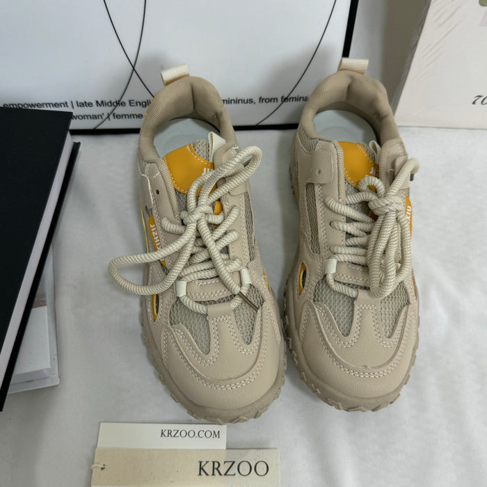 Hiking mountaineering shoes