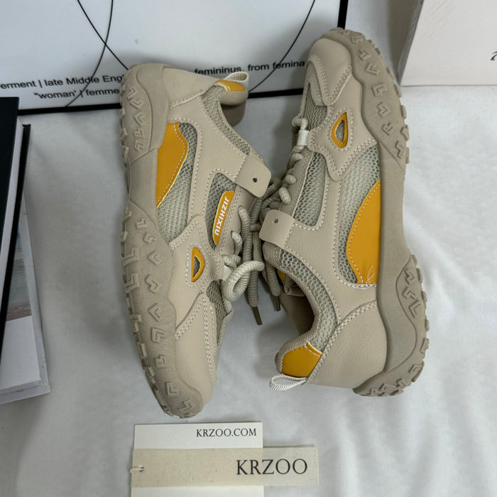 Hiking mountaineering shoes