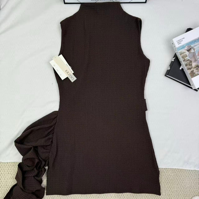 Knitted texture pattern metal snap closure dress