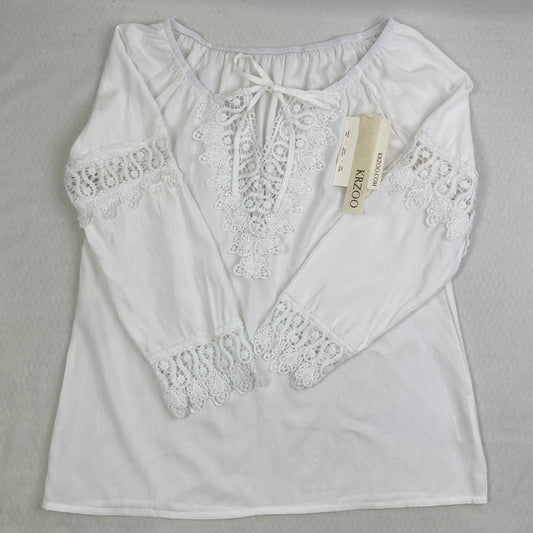 Lace trimmed long-sleeved shirt