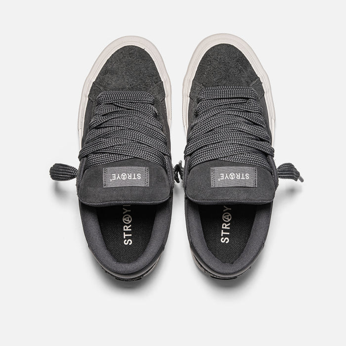 STRAYE Logan Puff Carbon Bevel – top view with cushioned insole