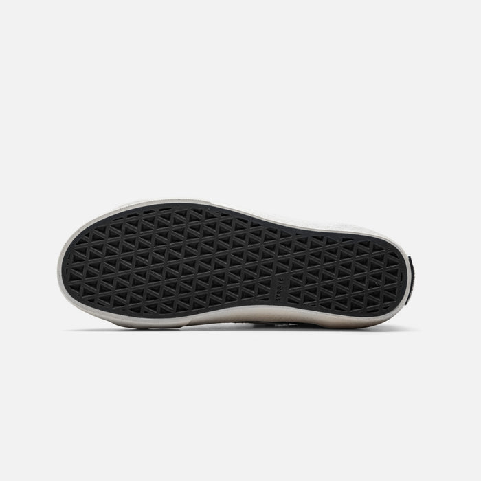 STRAYE Logan Puff Carbon Bevel  – outsole bottom view showing grip pattern