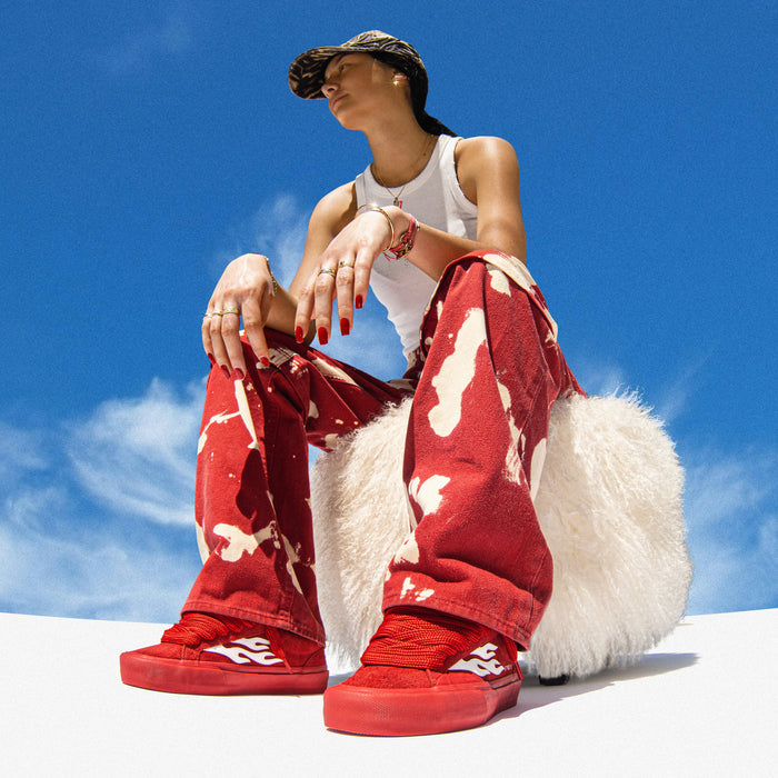 STRAYE Logan Puff Cupid – on model