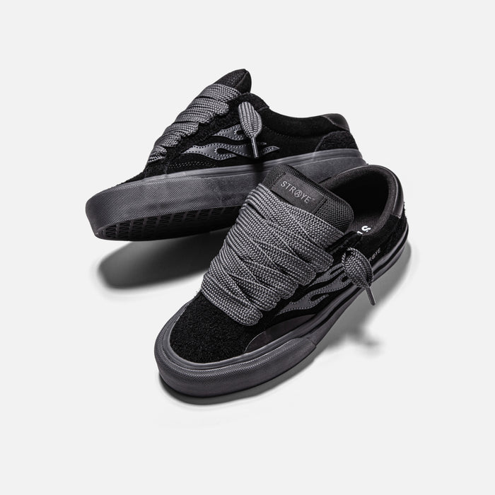 STRAYE Logan Puff Blackout – angled lifestyle photo skate shoe