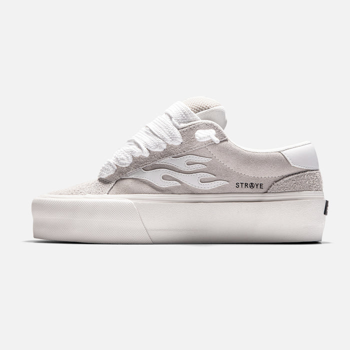STRAYE Logan Stomper Cream – side view low-top platform sneaker