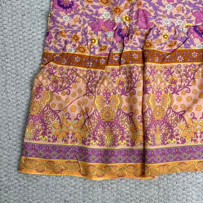 Loose and tight fringed half skirt