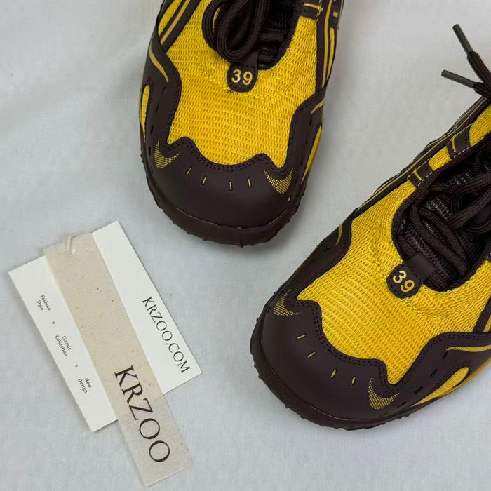 Mesh-bottom casual sports sneakers