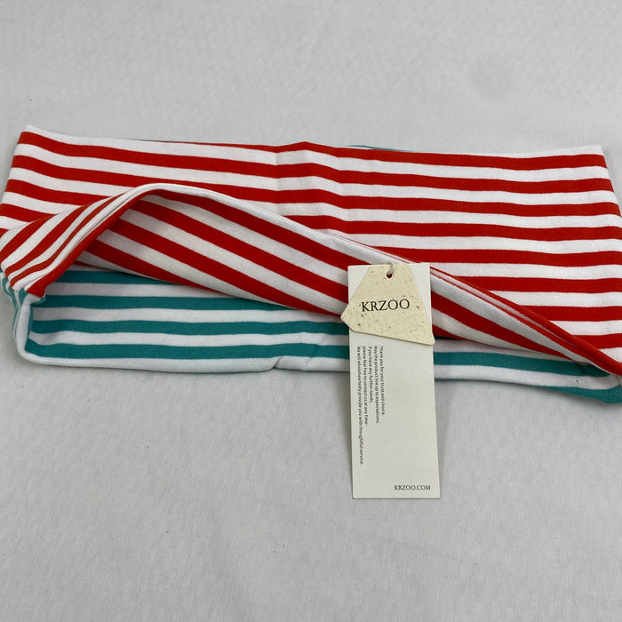 Multi-color plunging striped top