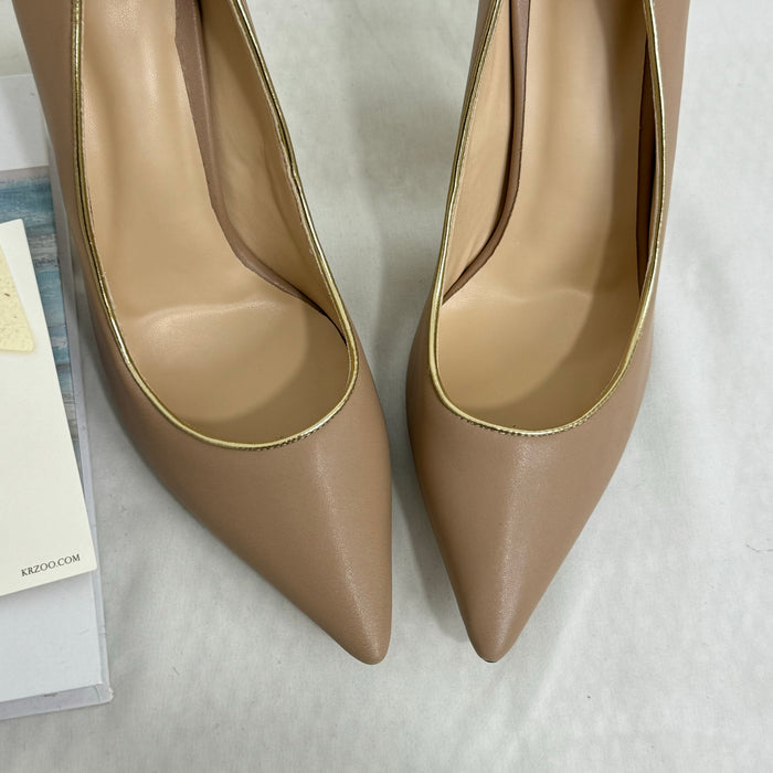 Pointed-toe low-heeled shoes