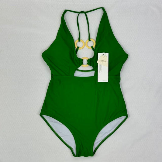 Shaping V-neck revealing-back swimming suit