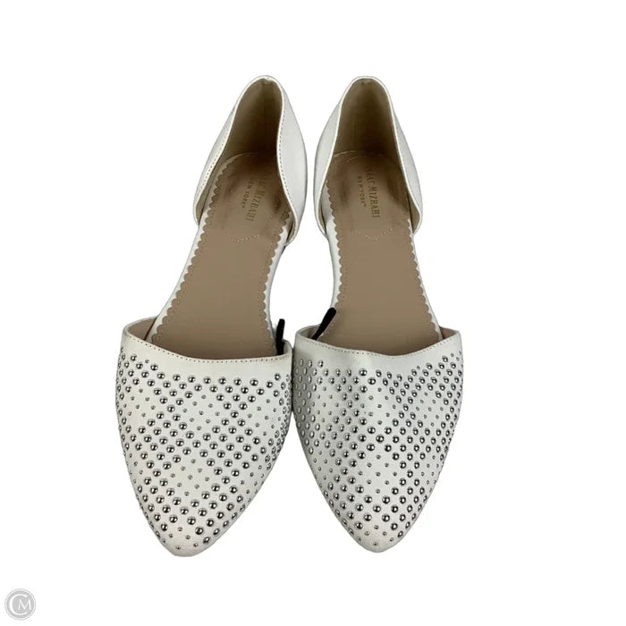 Shoes Flats By Isaac Mizrahi In White, Size: 10