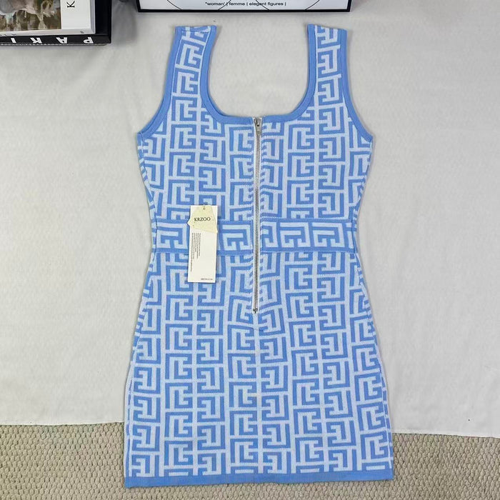 Sleeveless knitted one-piece halter dress