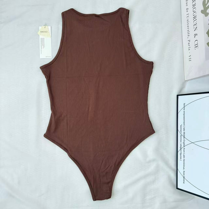 Sleeveless placket one-piece suit