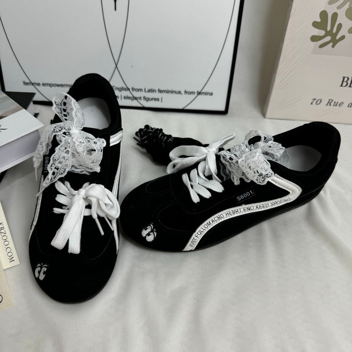 Soft sole training sports casual sneakers