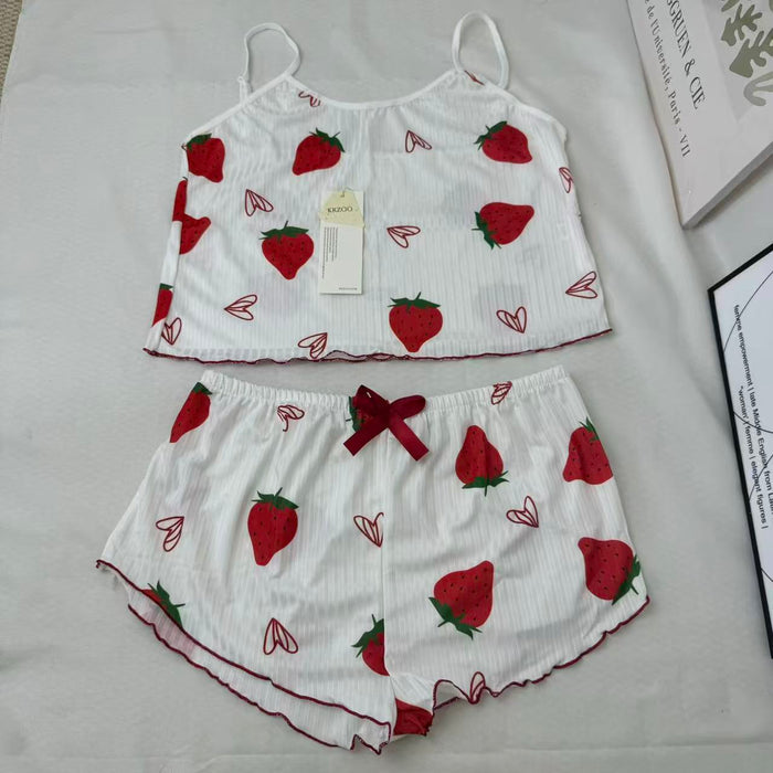 Strawberry heart patterned set