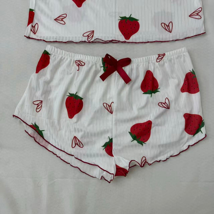 Strawberry heart patterned set