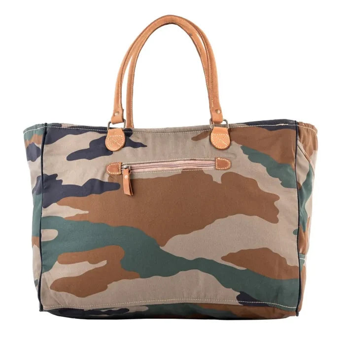 Trendy Camouflage Weekender Bag