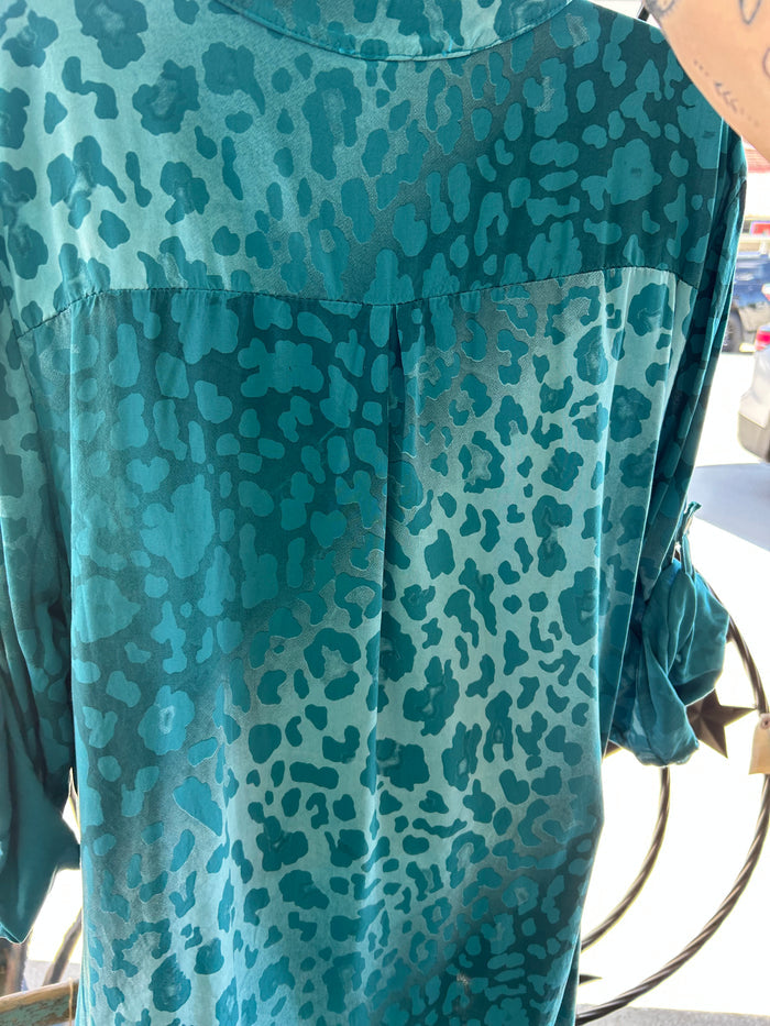Turquoise Leopard Sequin Pocket Top