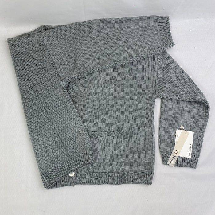 V-neck knitted sweater coat