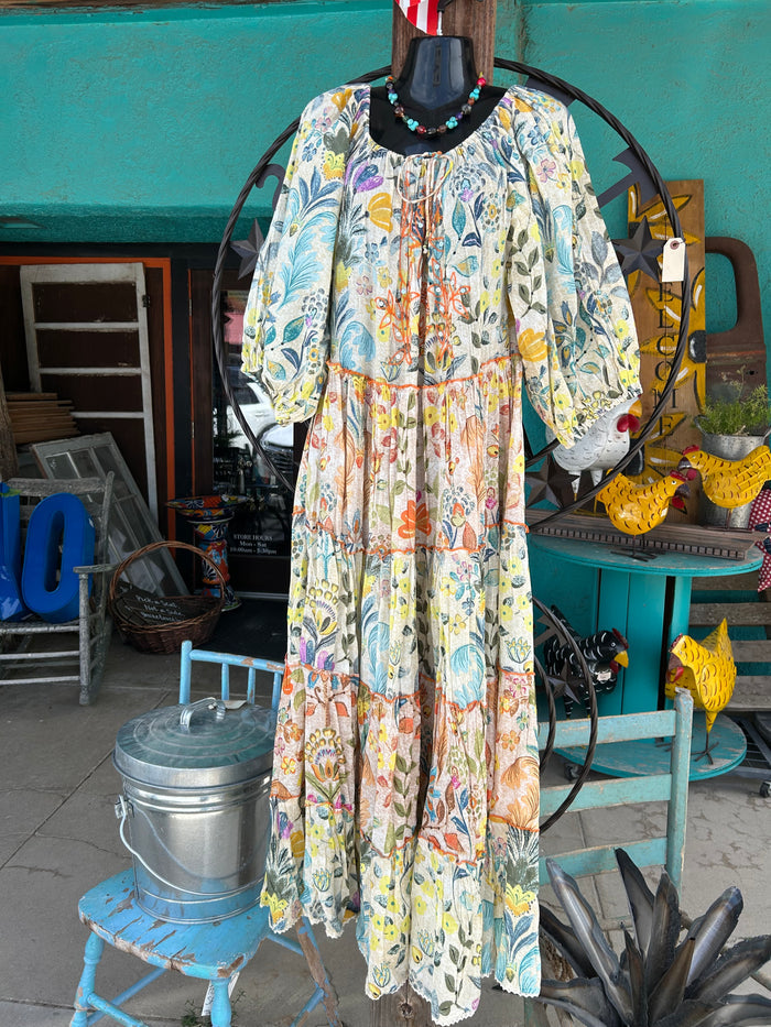 VANILLA FLORAL DRESS