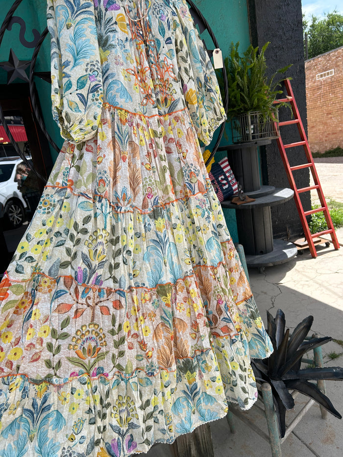 VANILLA FLORAL DRESS