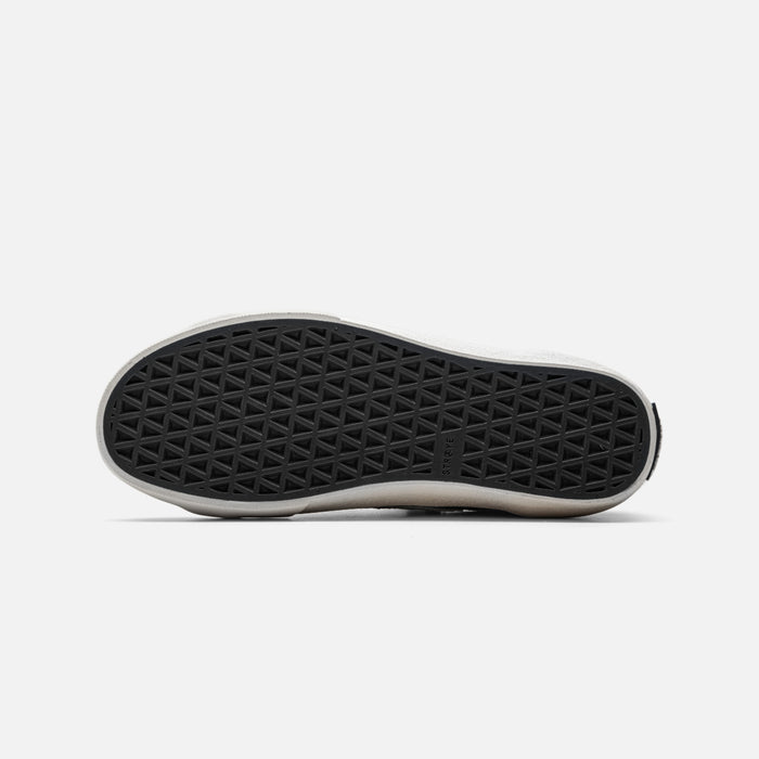 STRAYE Venice Black OG  – outsole bottom view showing grip pattern
