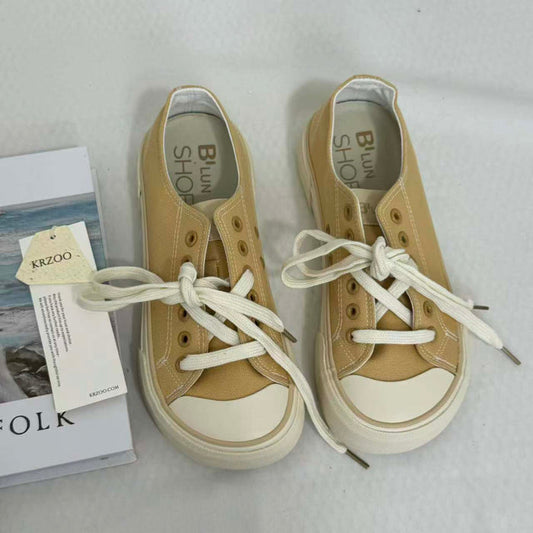 Versatile Round-Toe Platform Sneakers