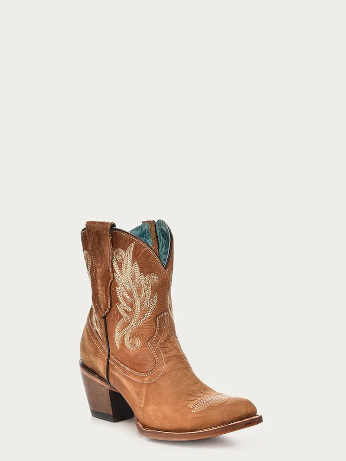 WHITE EMBROIDERY TAN J-TOE ANKLE BOOT WITH ZIPPER