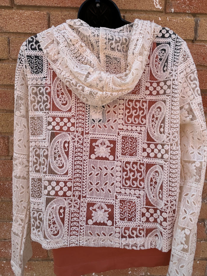 WHITE ZIP CROCHET JACKET