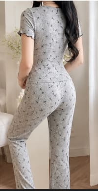 Women 2-Piece Outfit – Grey Bow Print Top & Pants Set – Casual Soft Lounge Set
