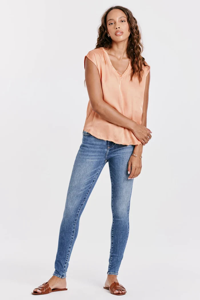 YANIS SILKY TOP APRICOT CRUSH